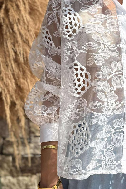 The Viola Nero Blouse White /50 =